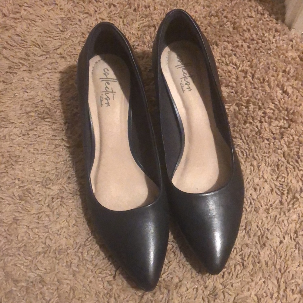 Clarks Linvale Jerica Navy blue kitten heels leather size 7